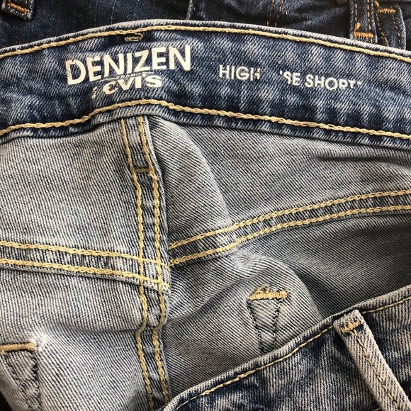 Denizen by Levi’s High-Rise Distressed Destroyed Shorts, Cutoffs, Light Wash 12 - Picture 7 of 8